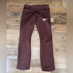 Nike Epic Lux Dri-Fit Running Cropped Leggings Burgundy Perforated Womens Small